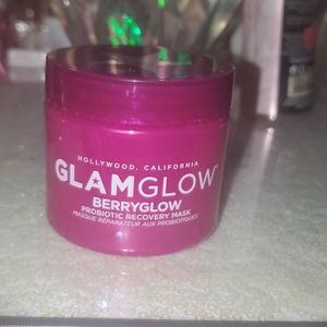 GlamGlow Berry Glow